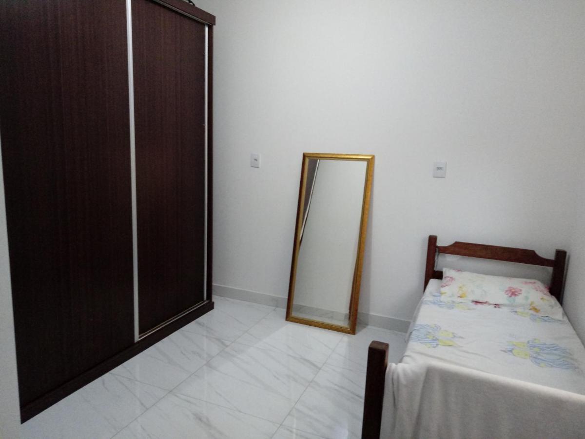 QUARTO PARA MOÇAS ITABIRA Brasil  iBOOKED 